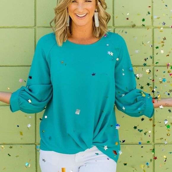 Gibson x Living in Yellow NWT Turquoise Maggie Twist Hem Top Size Medium - Picture 2 of 11